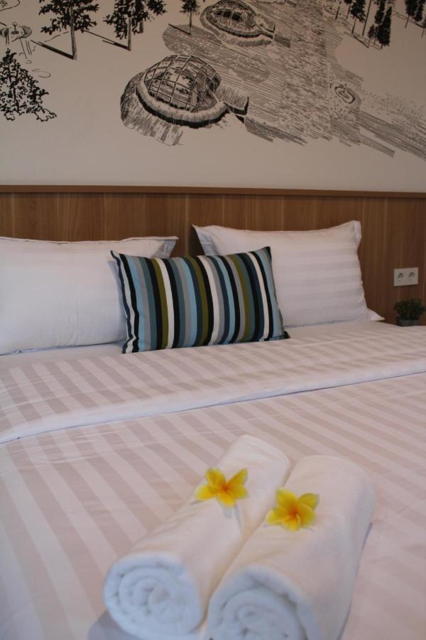 Casa Living Senayan Hotel จาการ์ตา ภายนอก รูปภาพ